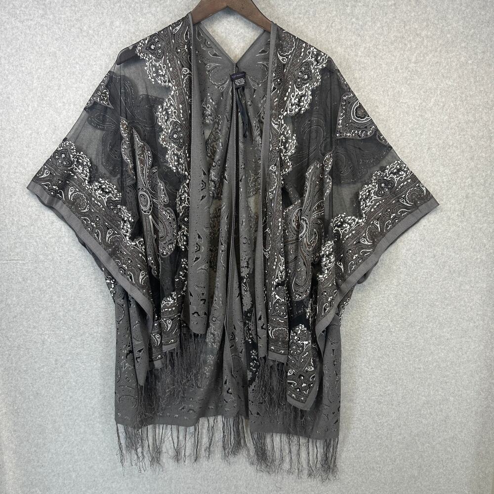 Zoe Madison Top Boho Casual Kimono Womens One Size Gray Sheer Paisley Fringe